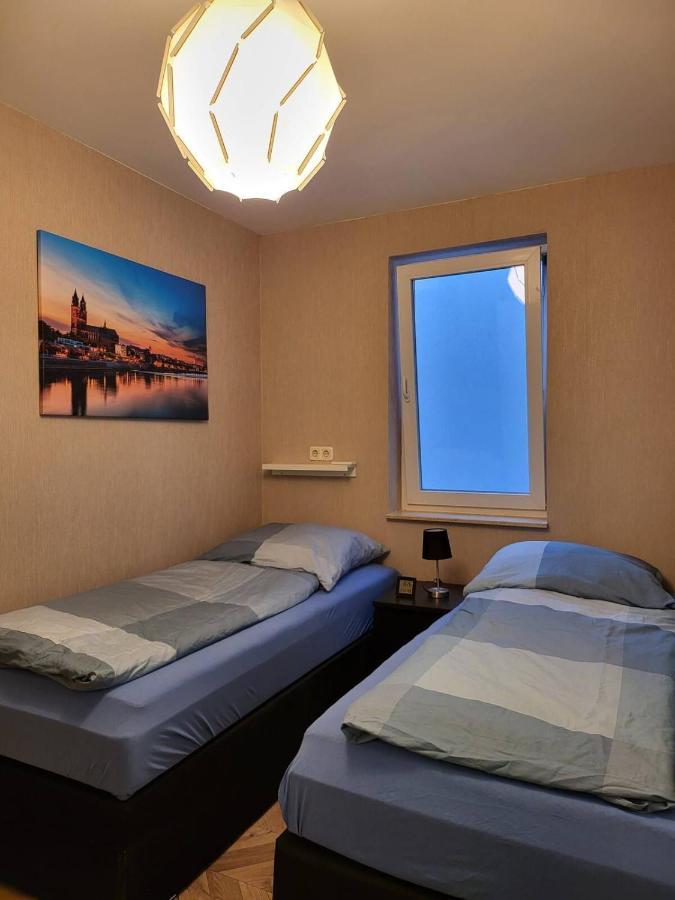 Gemuetliche Dachwohnung Mit Kleiner Oder Grosser Dachterrasse Nebeneinander Wolmirstedt Exterior photo