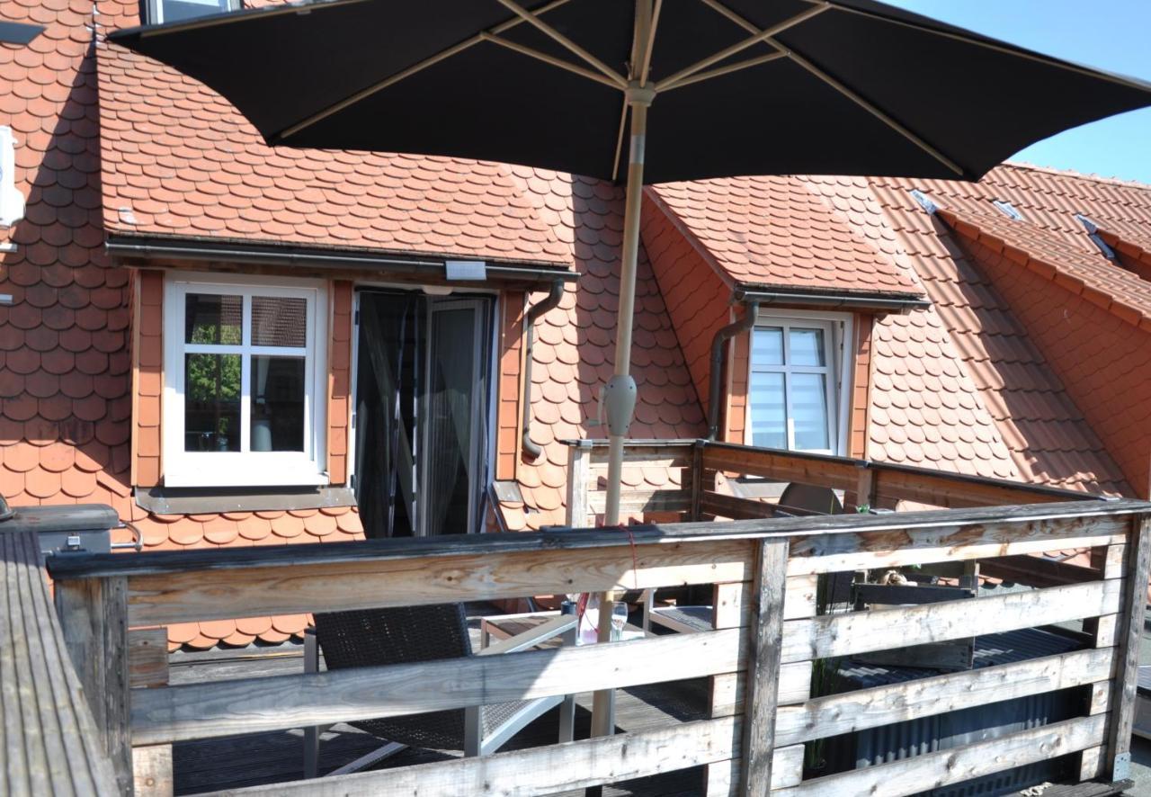 Gemuetliche Dachwohnung Mit Kleiner Oder Grosser Dachterrasse Nebeneinander Wolmirstedt Exterior photo
